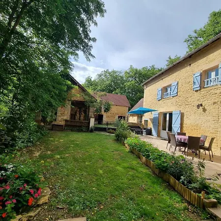 En Pleine Nature Proche De Montignac-lascaux Casa vacanze Saint-Amand-de-Coly